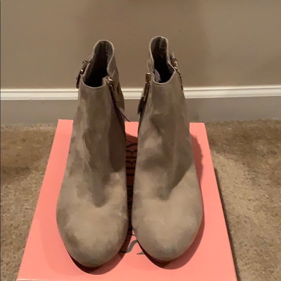 Booties - Picture 5 of 8